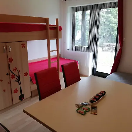 Apartment Gemis *